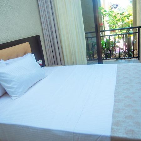 Quality Inn Hotel キガリ エクステリア 写真