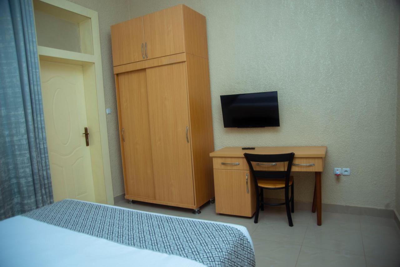 Quality Inn Hotel キガリ エクステリア 写真