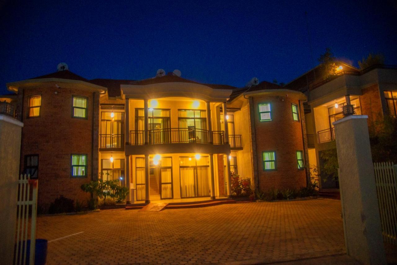 Quality Inn Hotel キガリ エクステリア 写真