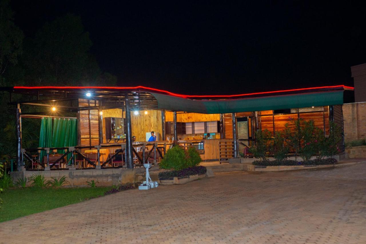 Quality Inn Hotel キガリ エクステリア 写真