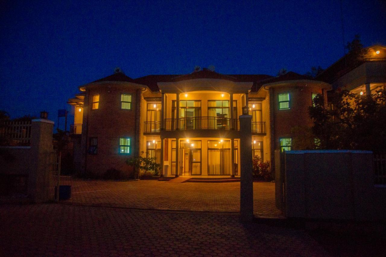 Quality Inn Hotel キガリ エクステリア 写真