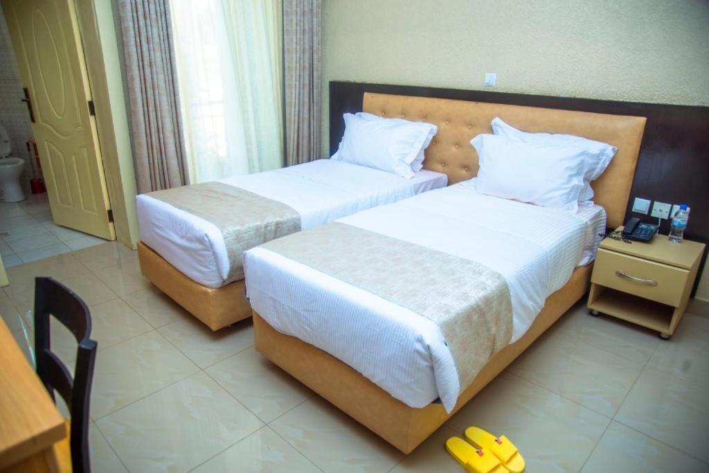 Quality Inn Hotel キガリ エクステリア 写真